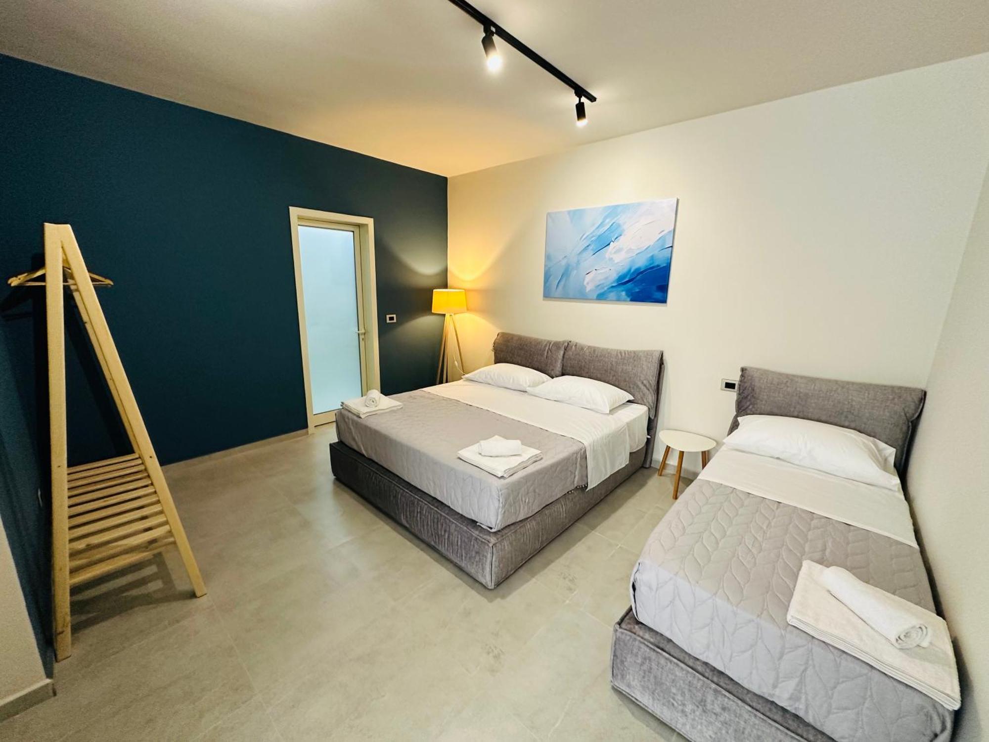 Stay-Five Rooms & Apartments Shkodër Extérieur photo