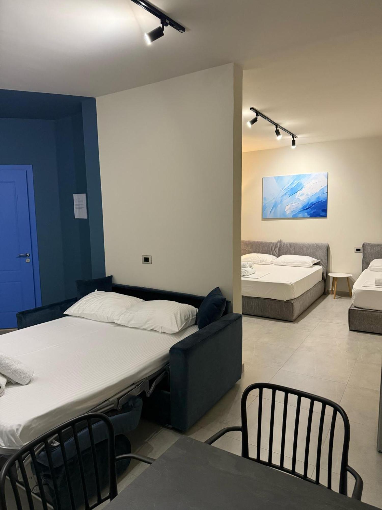 Stay-Five Rooms & Apartments Shkodër Extérieur photo