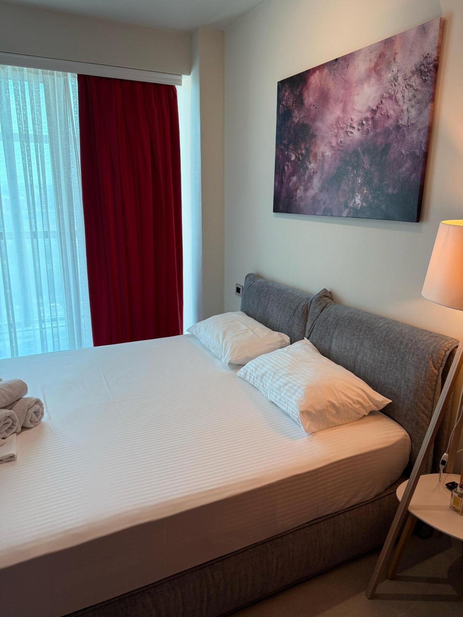 Stay-Five Rooms & Apartments Shkodër Extérieur photo