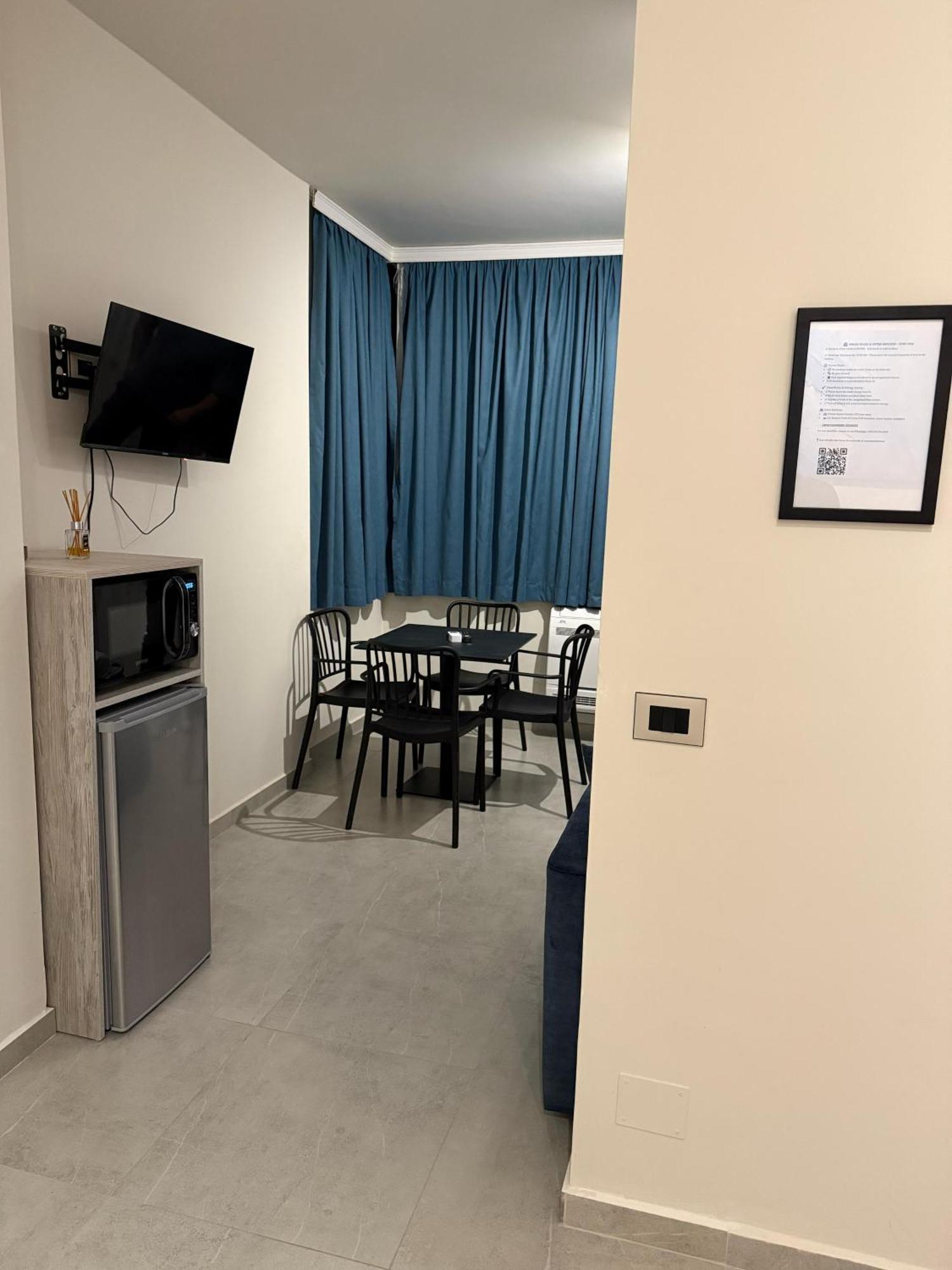 Stay-Five Rooms & Apartments Shkodër Extérieur photo